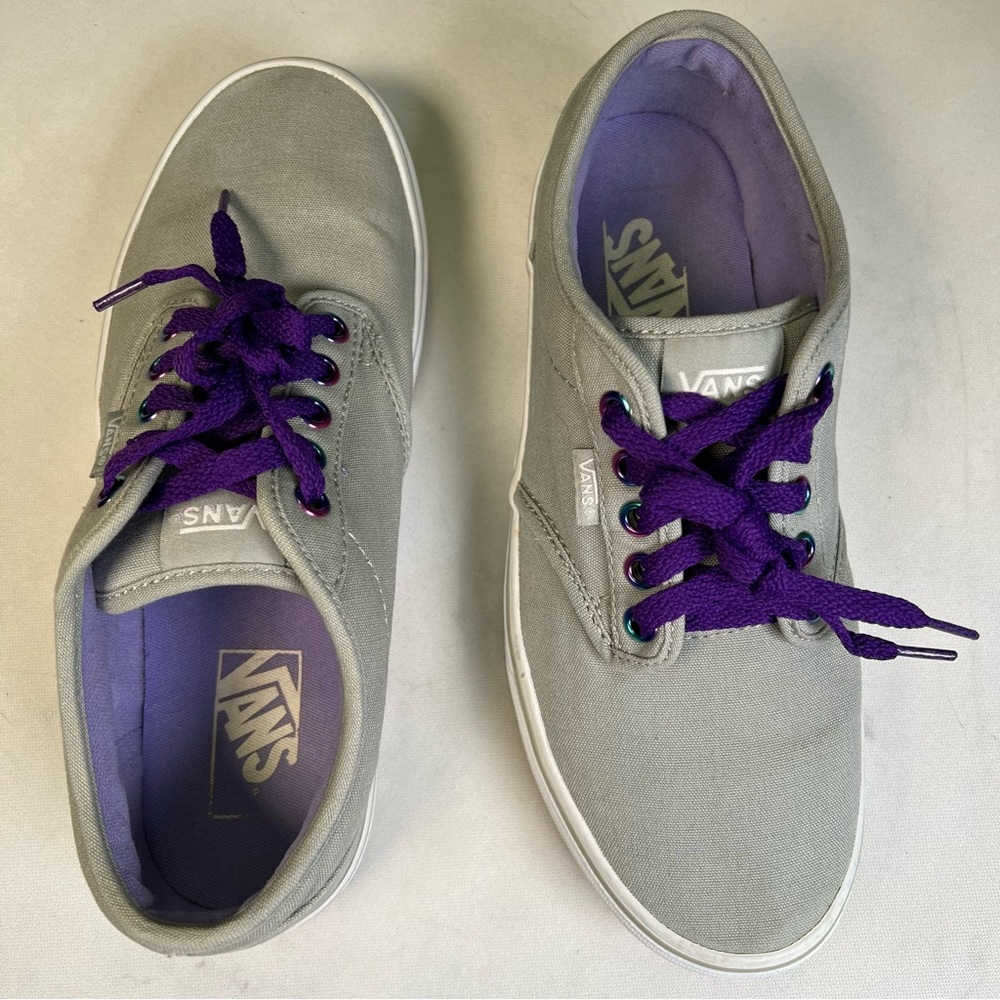Vans AUTHENTIC Mens Womens Grey Purple Low Top Skateboard Shoes Sz 8 like new